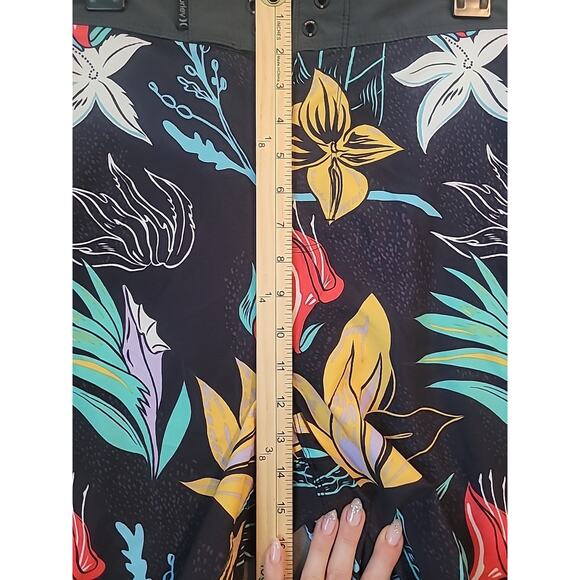 Hurley Phantom Domino Boardshorts 18" Size 40 Hawaiian Floral Black EUC - Picture 9 of 12